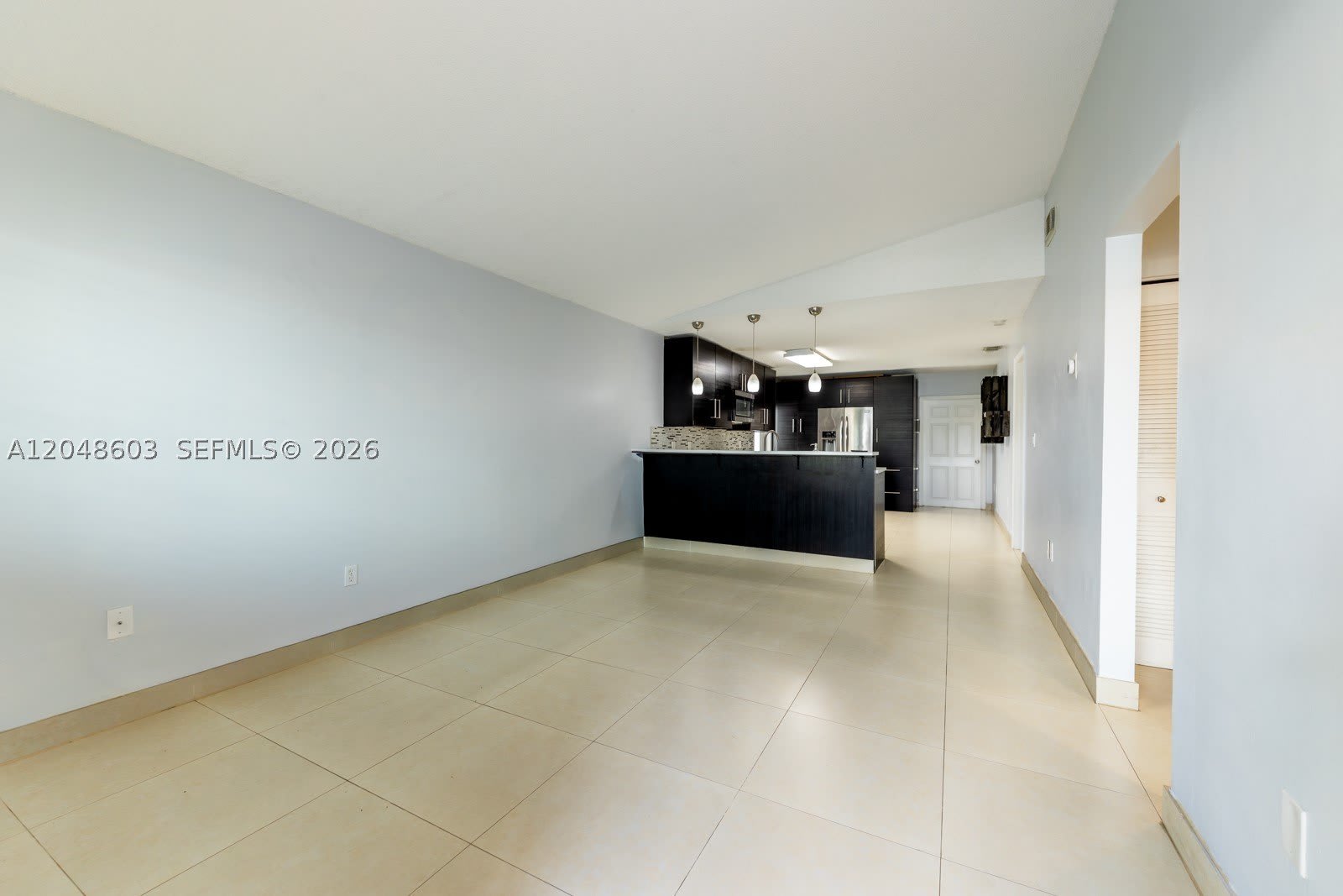 2610 W 65Th St – photo 3