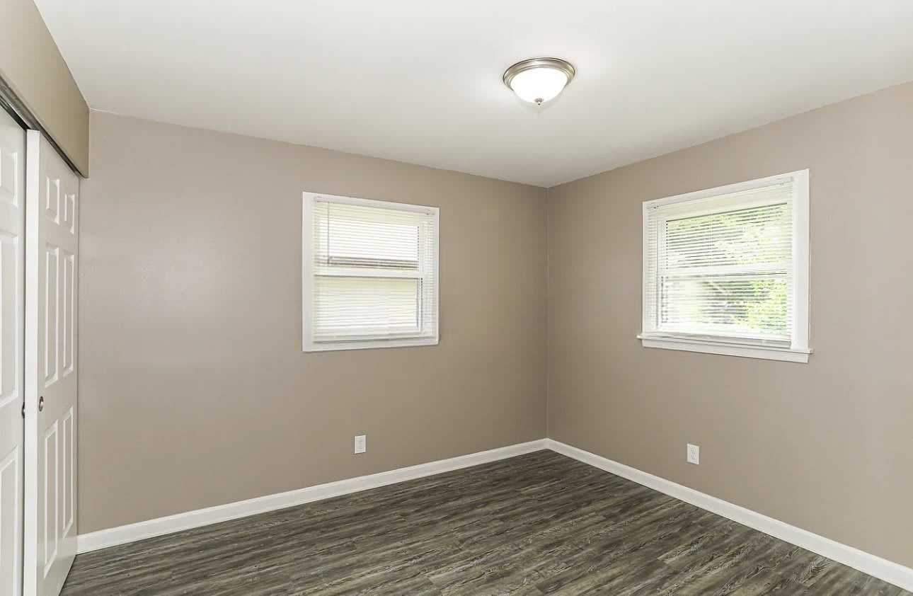 8435 Flamingo Ln – photo 5