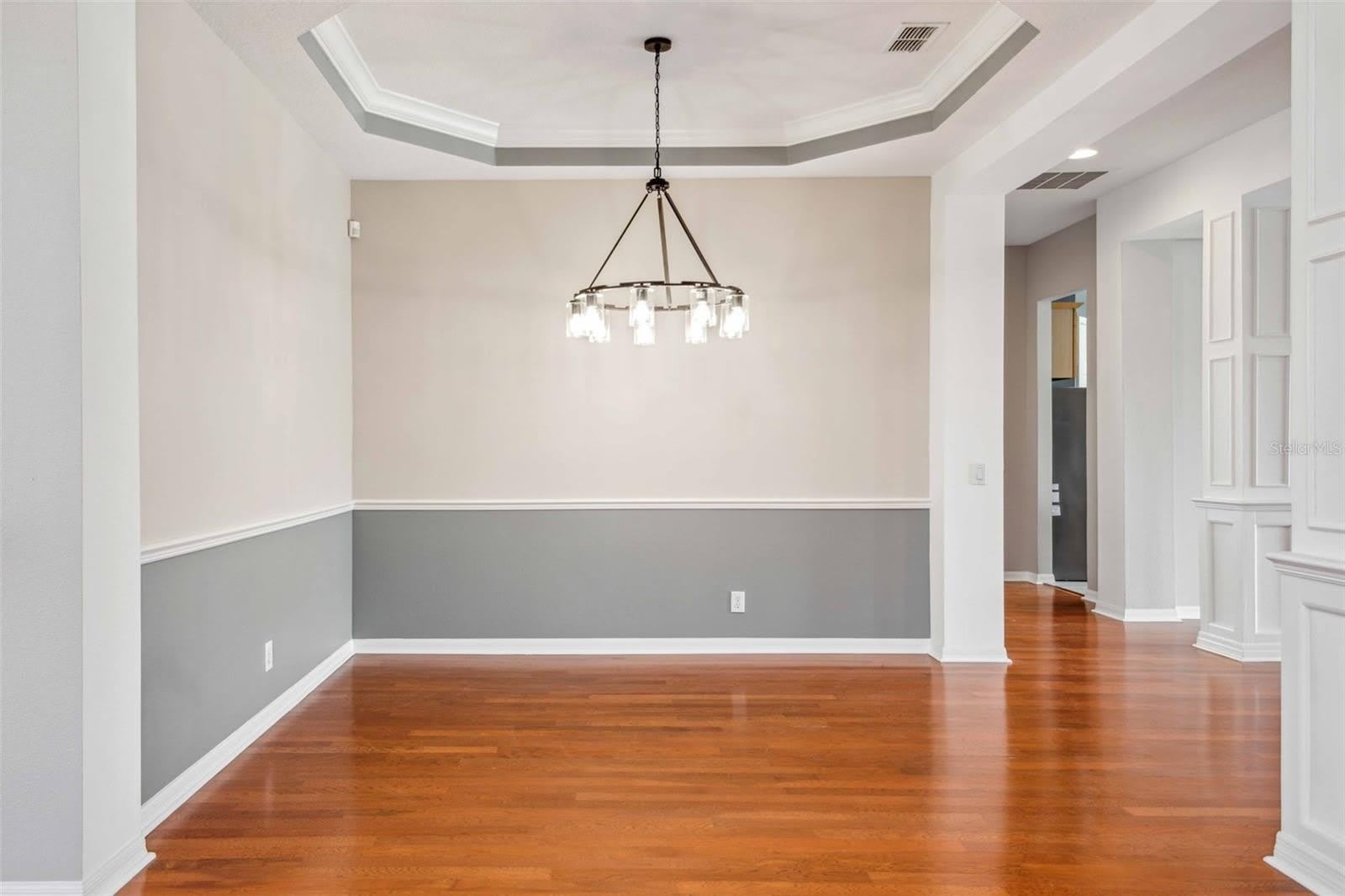 10226 DEERCLIFF Drive – photo 3