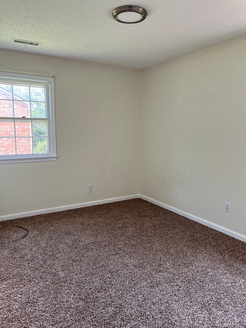 Updated 2 bedroom, 1 bath apartment with walk-out patio off of kitchen, and updated flooring. – photo 5