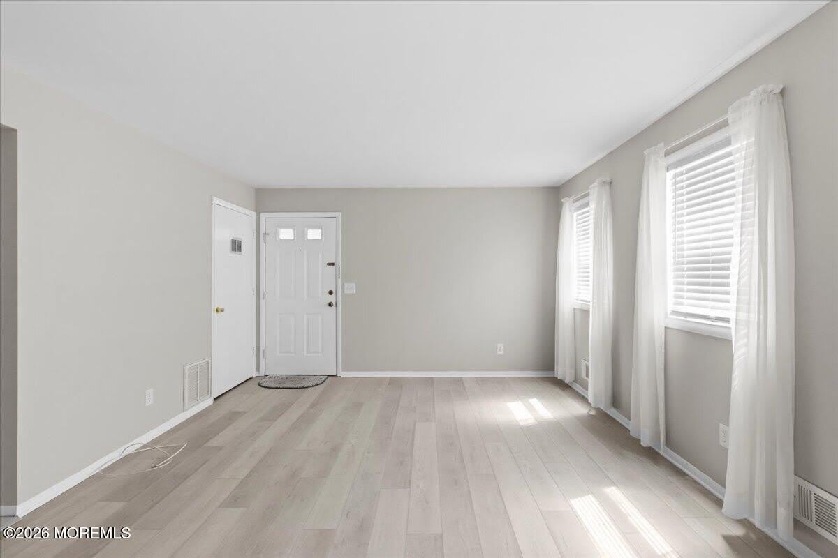 601 Mistletoe Avenue – photo 3