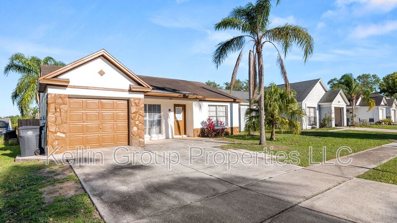 303 Regal Park Dr – photo 3