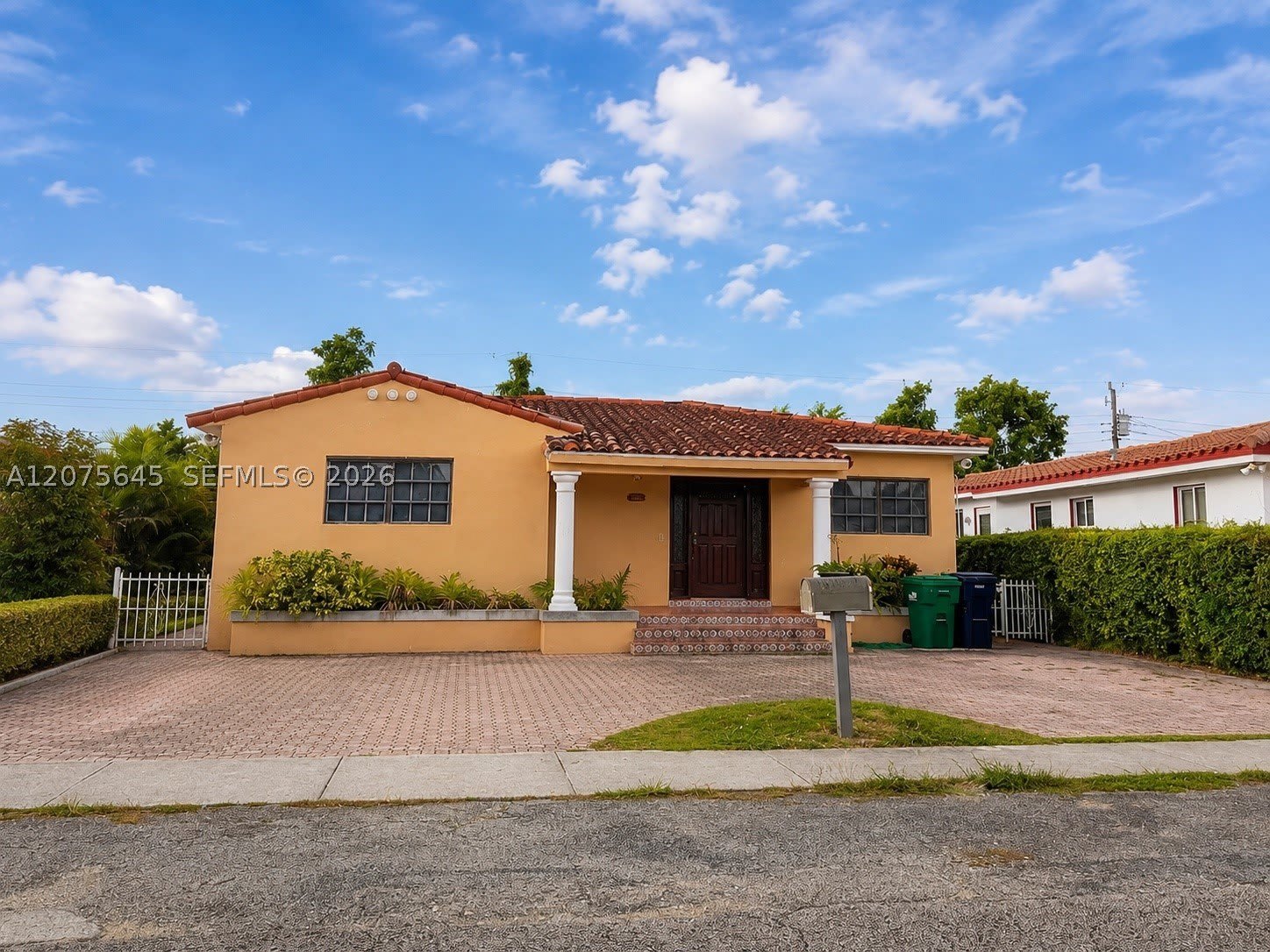 6488 SW 25th St – photo 1