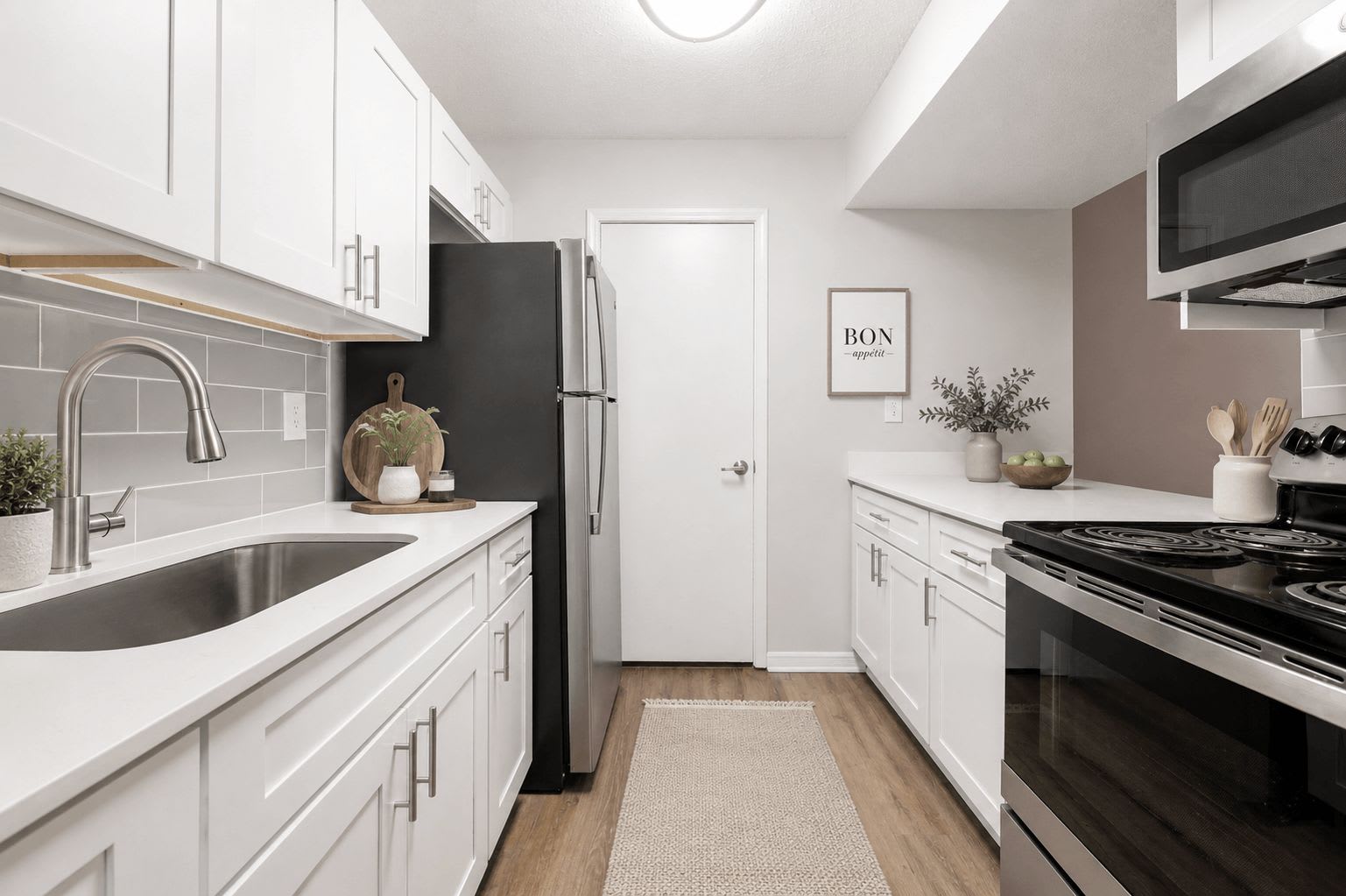 Willow Trail Apartments – photo 3