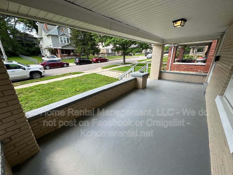 3016 E. 32nd St. – photo 4