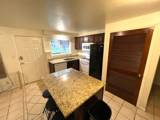 571 E 500 N – photo 5