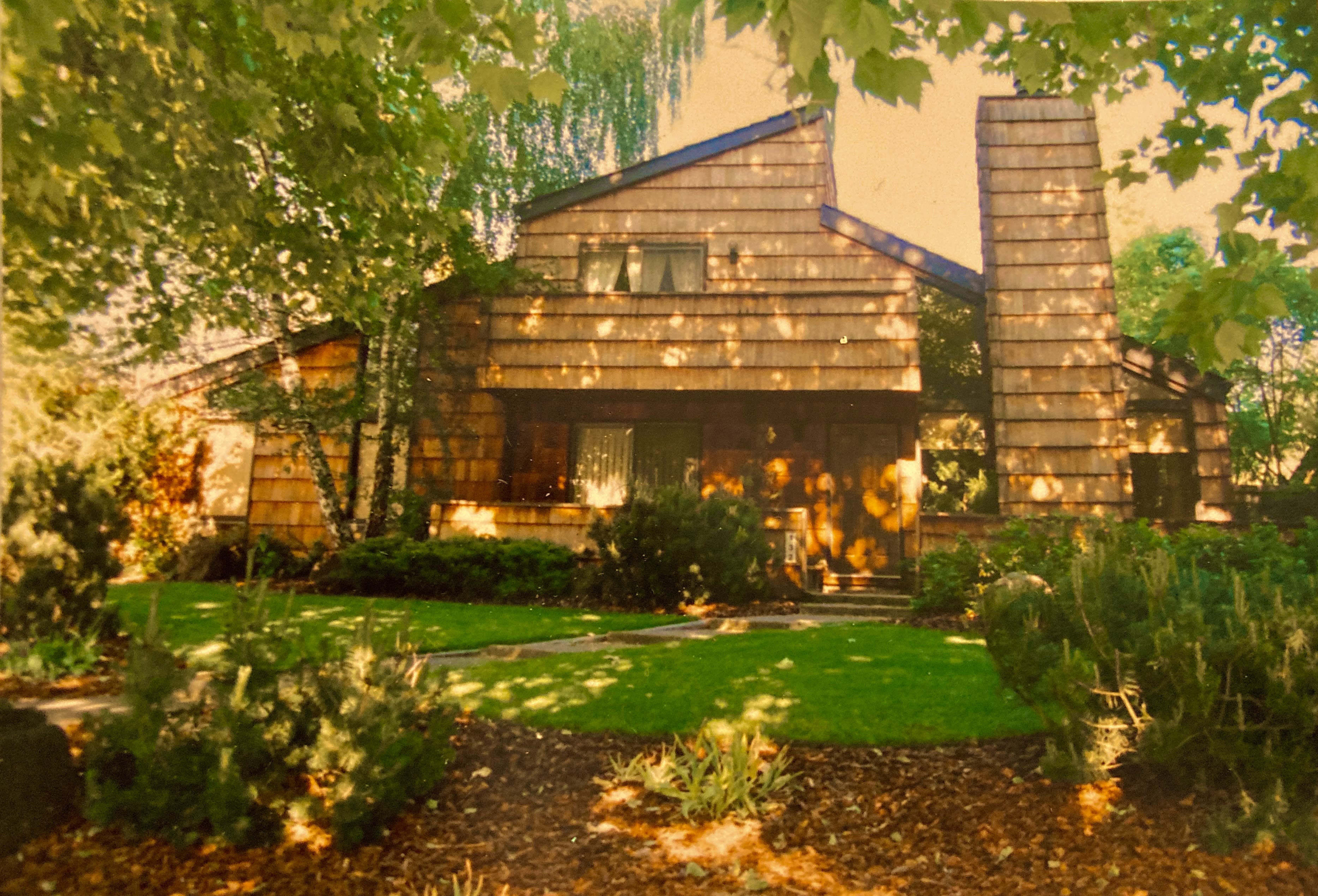 132 Kensington Square – photo 1