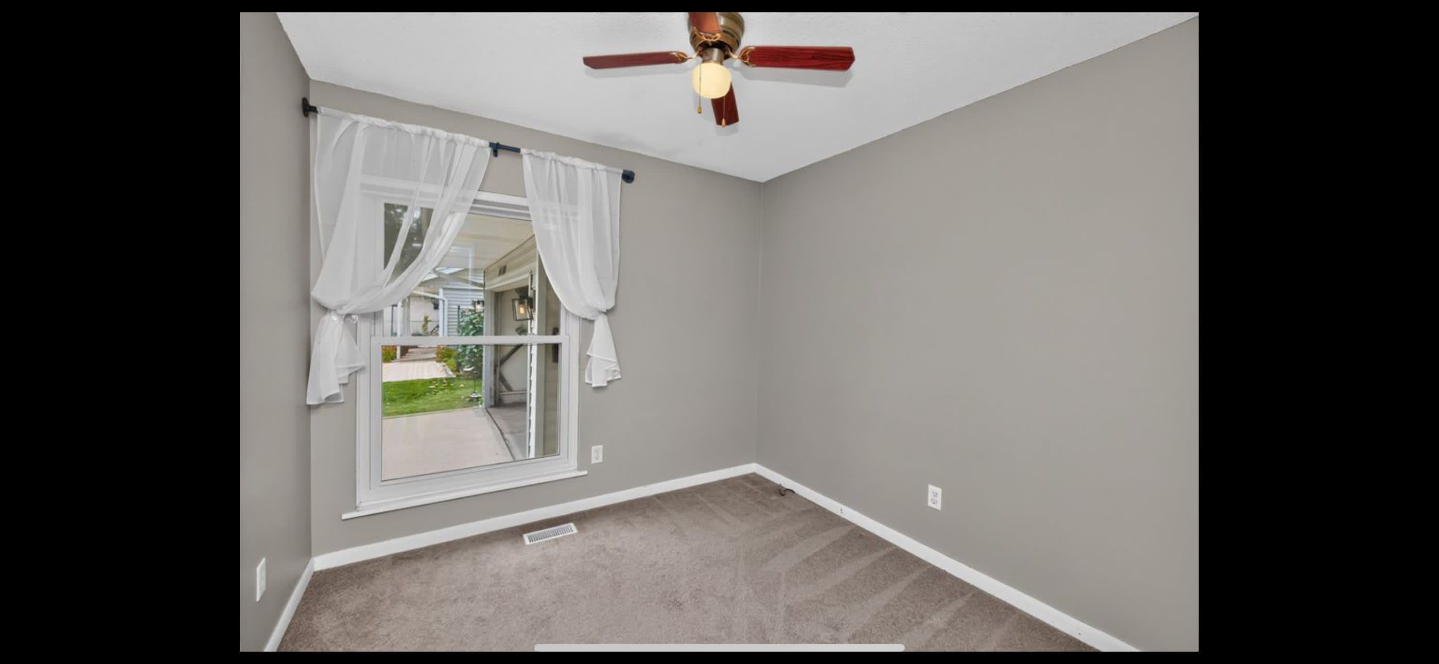 1410 Northwest Pebble Drive – photo 4