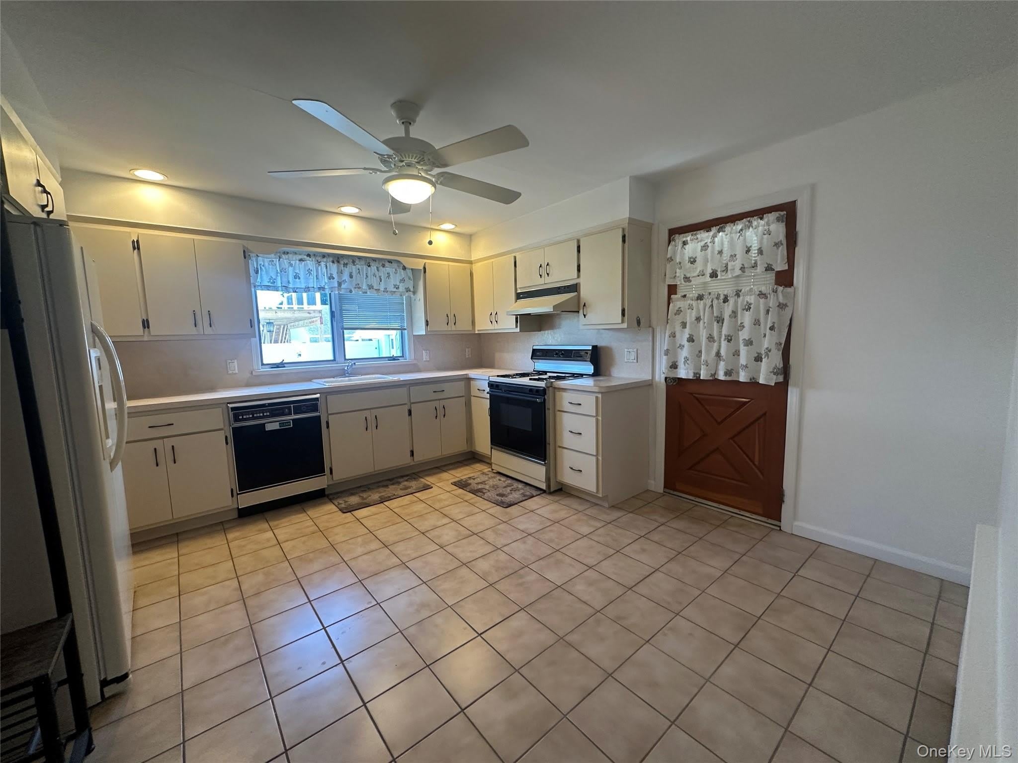 12 Smith Street – photo 2