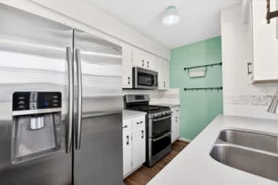 8408 Maine Drive – photo 5