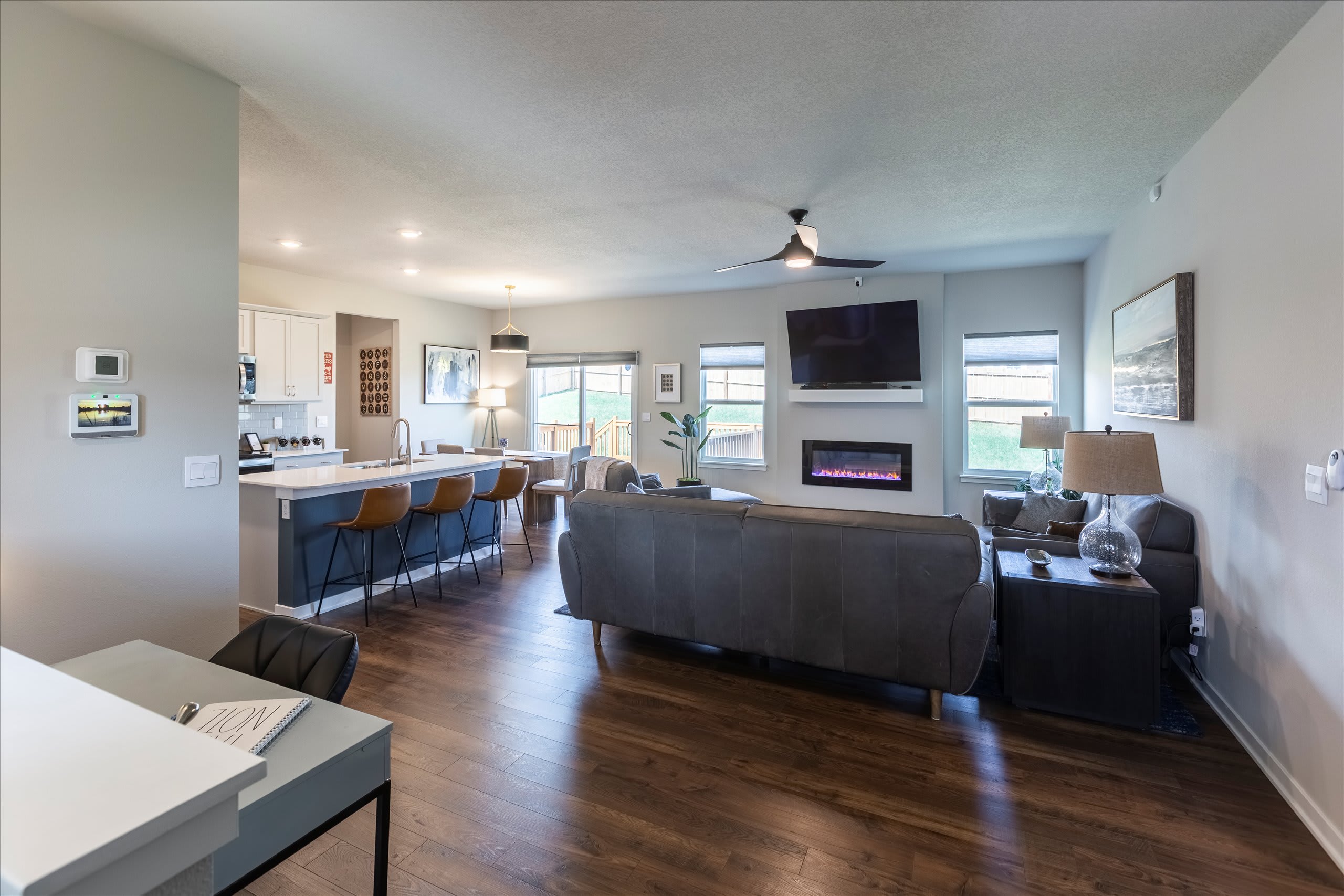 6420 Kyla Drive – photo 4