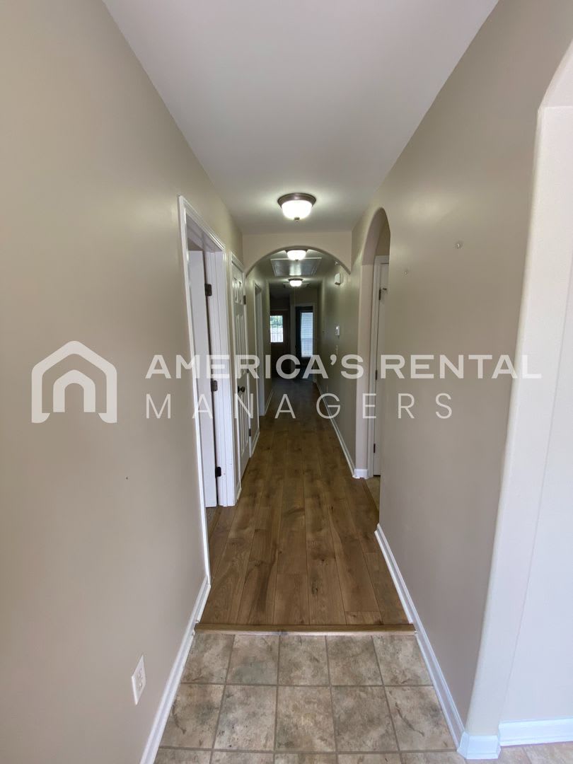 Cozy Home with Fenced-In Backyard for Rent in Bessemer! – photo 2