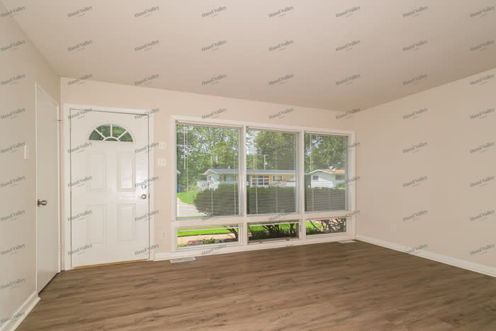 130 Grenoble Lane – photo 5