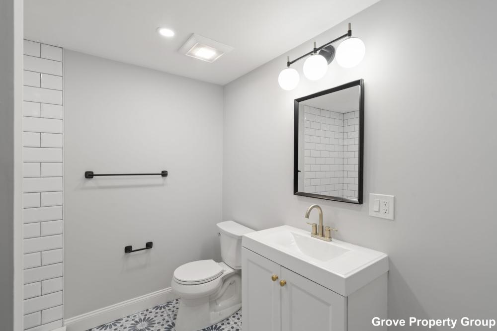 531 East 5th – photo 5