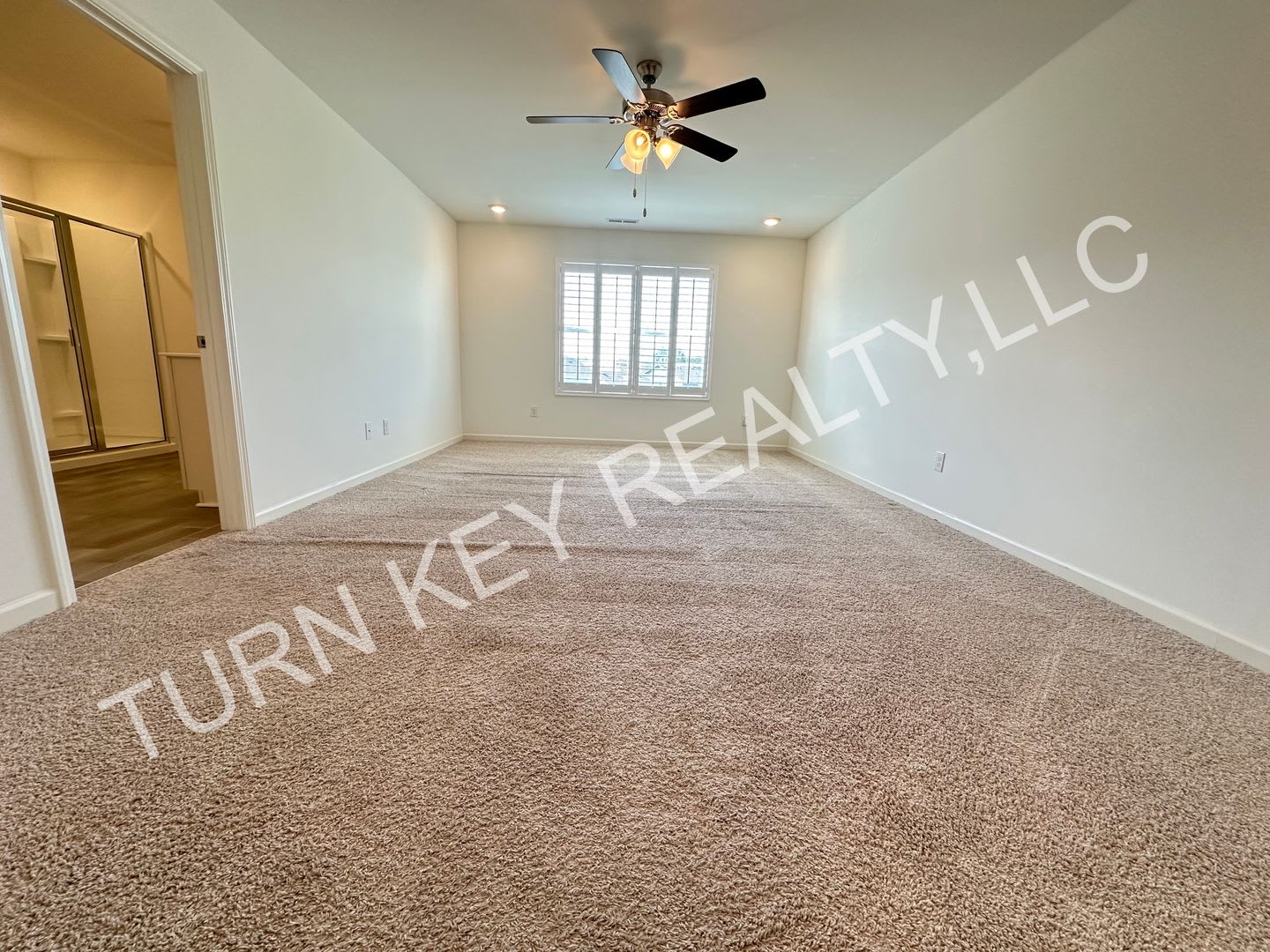 Home for Rent in Kimberly **MOVE IN SPECIAL** – photo 5