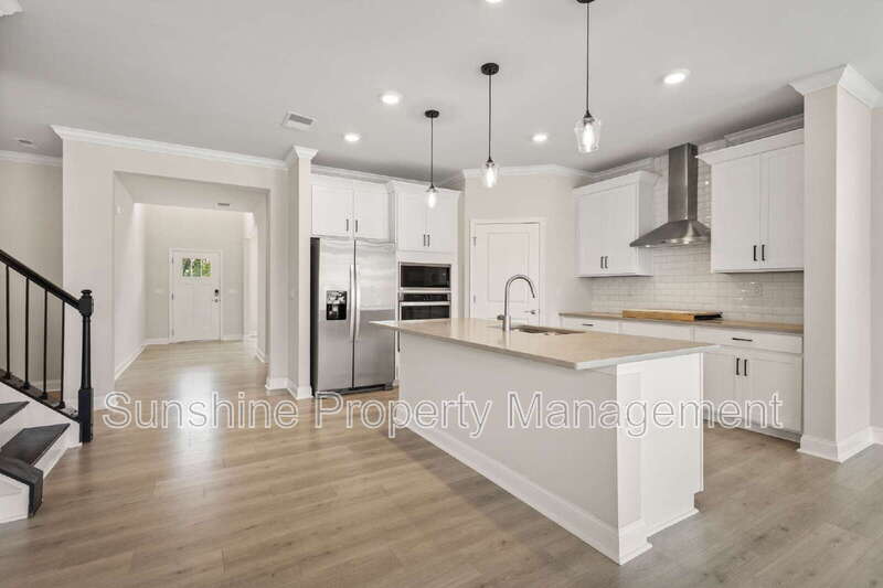 113 Royal Blackheath Cove – photo 2