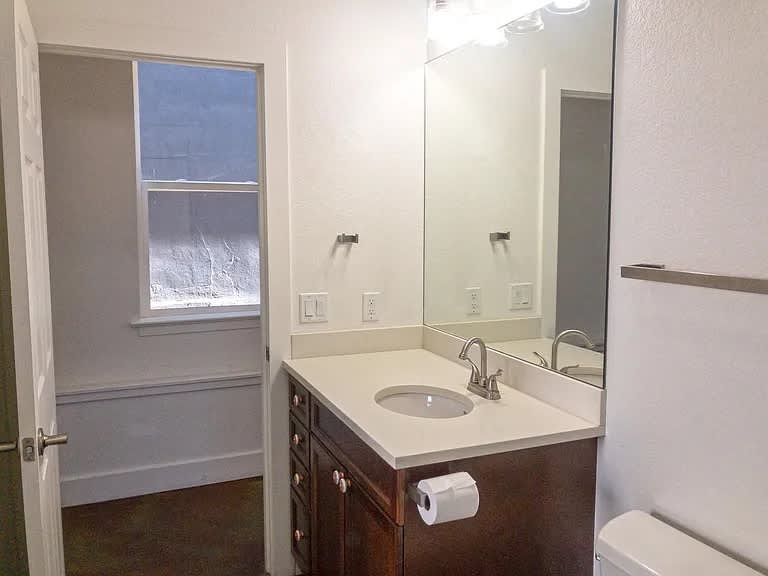 3835 N Williams St – photo 4