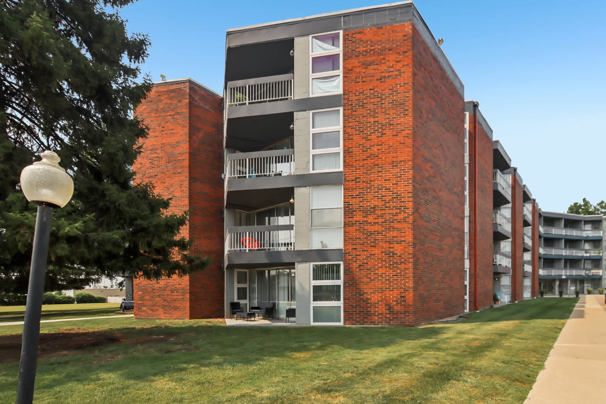 216 S 15Th Street – photo 4