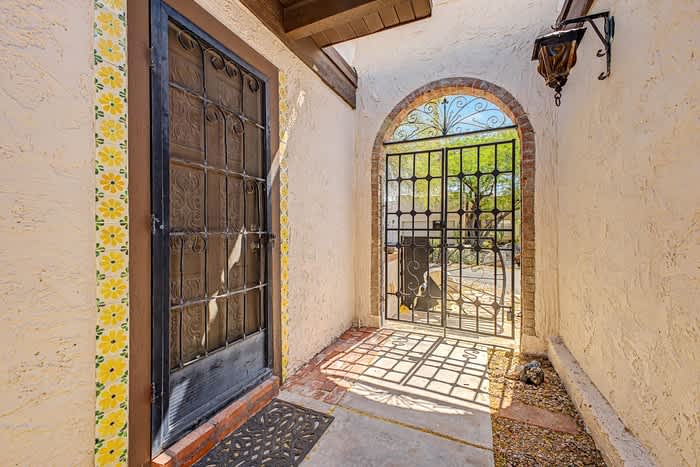 37210 North Tranquil Trail – photo 4