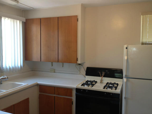 3001 E 17Th St – photo 4