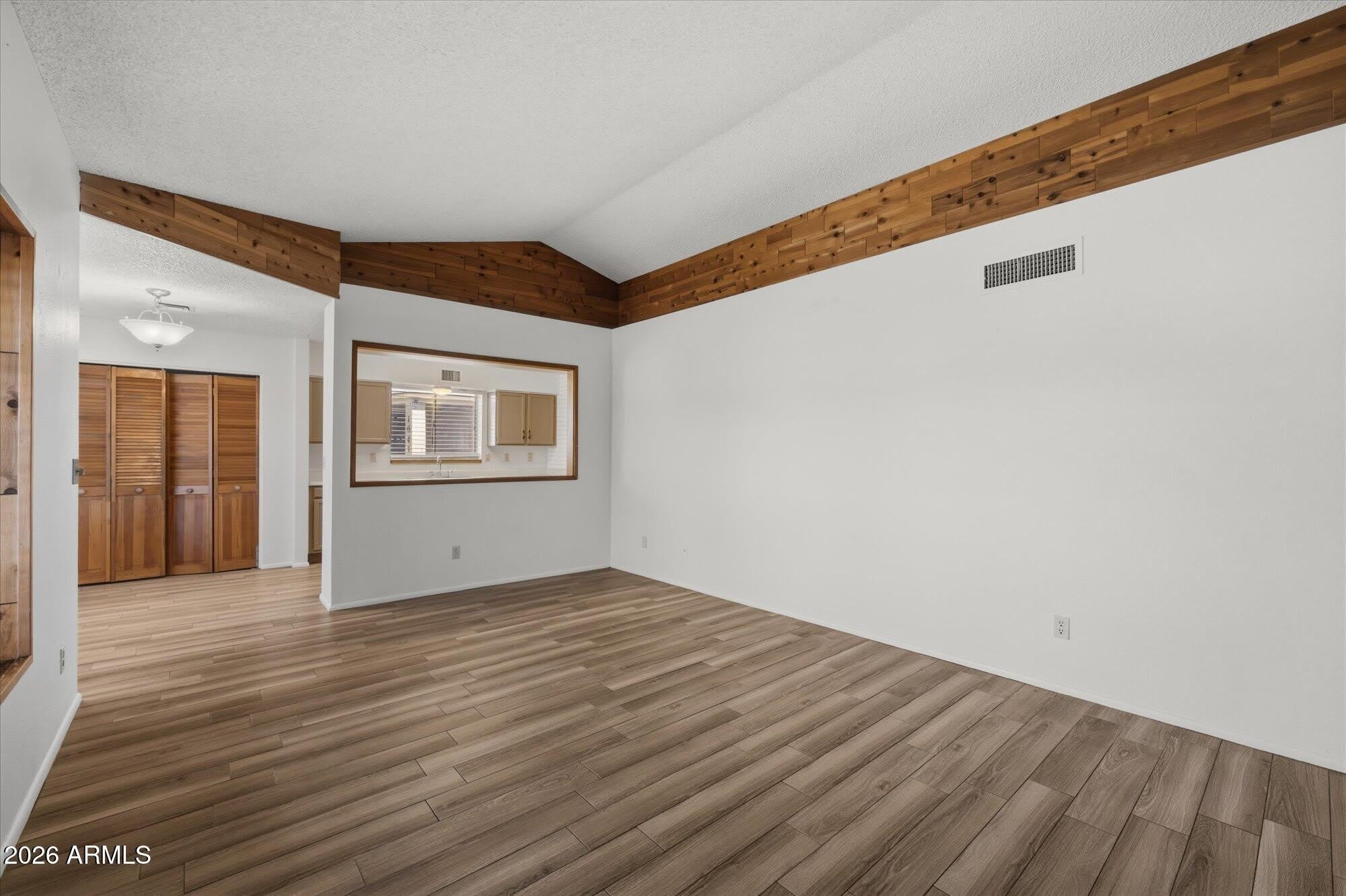 1055 N Recker Road – photo 4