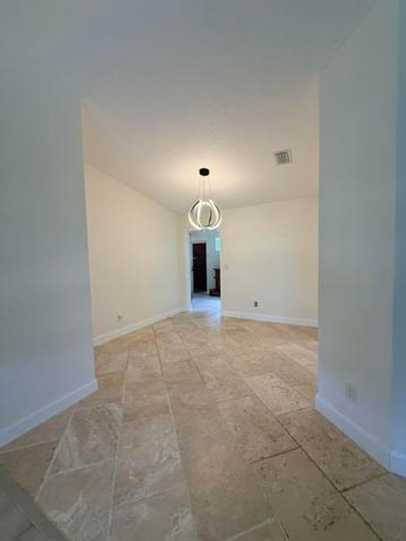 550 Sw Natura Avenue Deerfield Beach Fl 33441 – photo 5