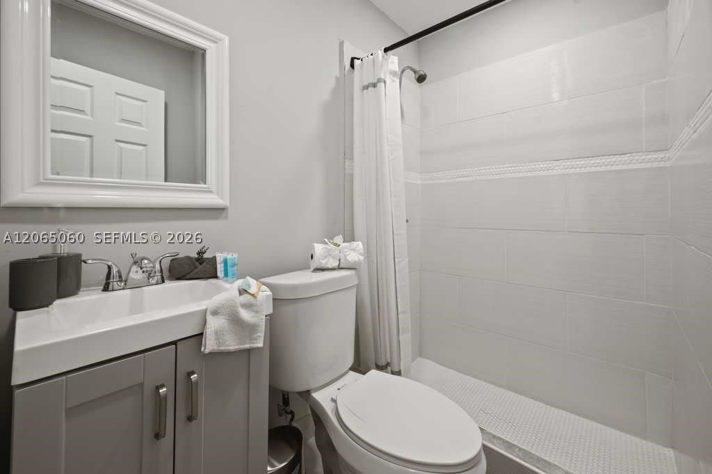 213 Columbus Pkwy – photo 4