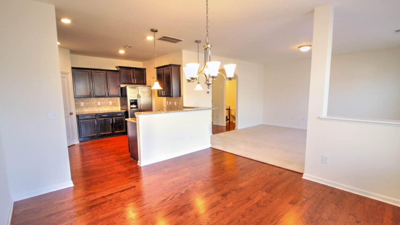 RTP Beauty! Huge 3/2.5 Townhouse in Page Park – photo 4