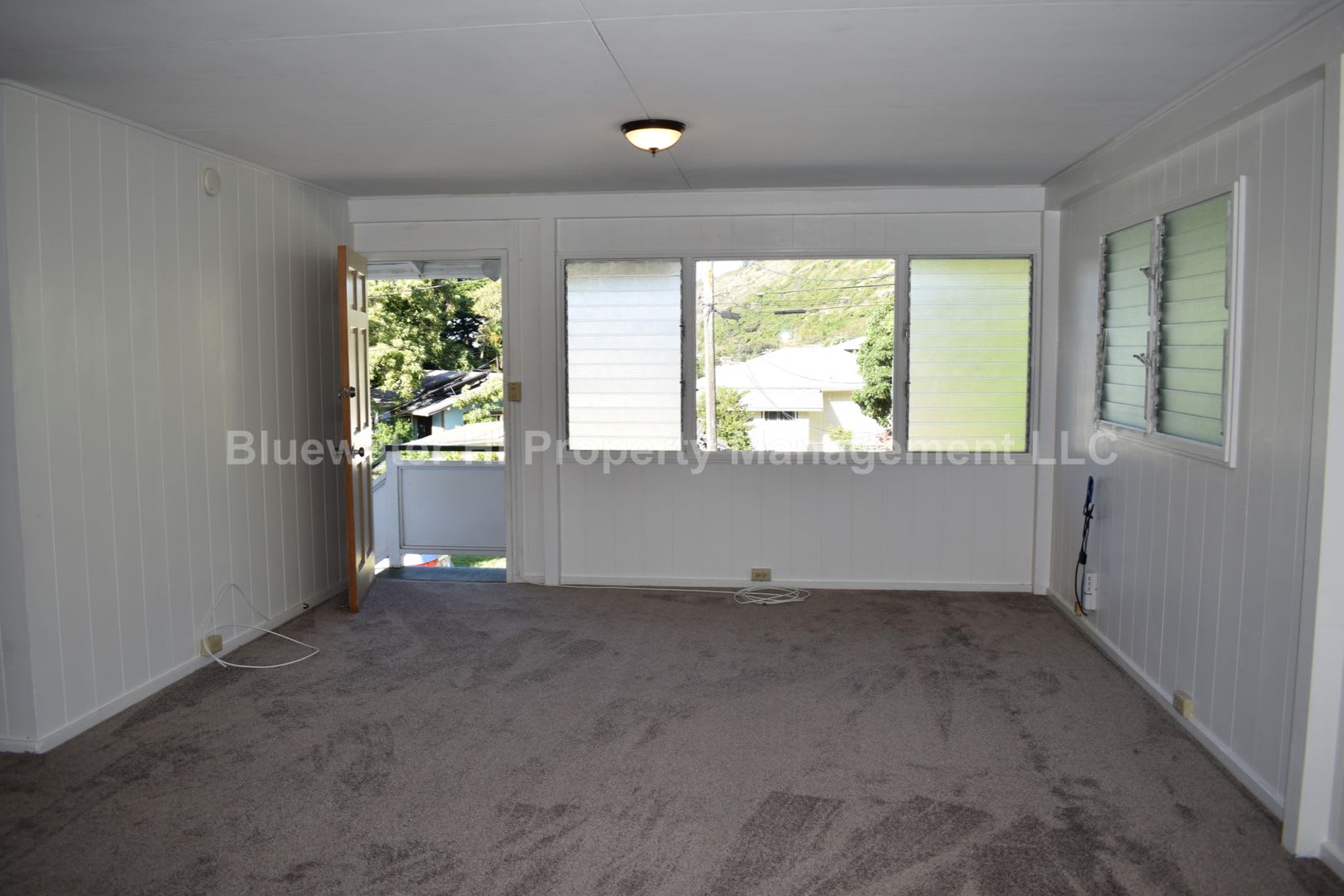 Palolo 3/1/2 duplex home w/ utl. incl. – photo 3