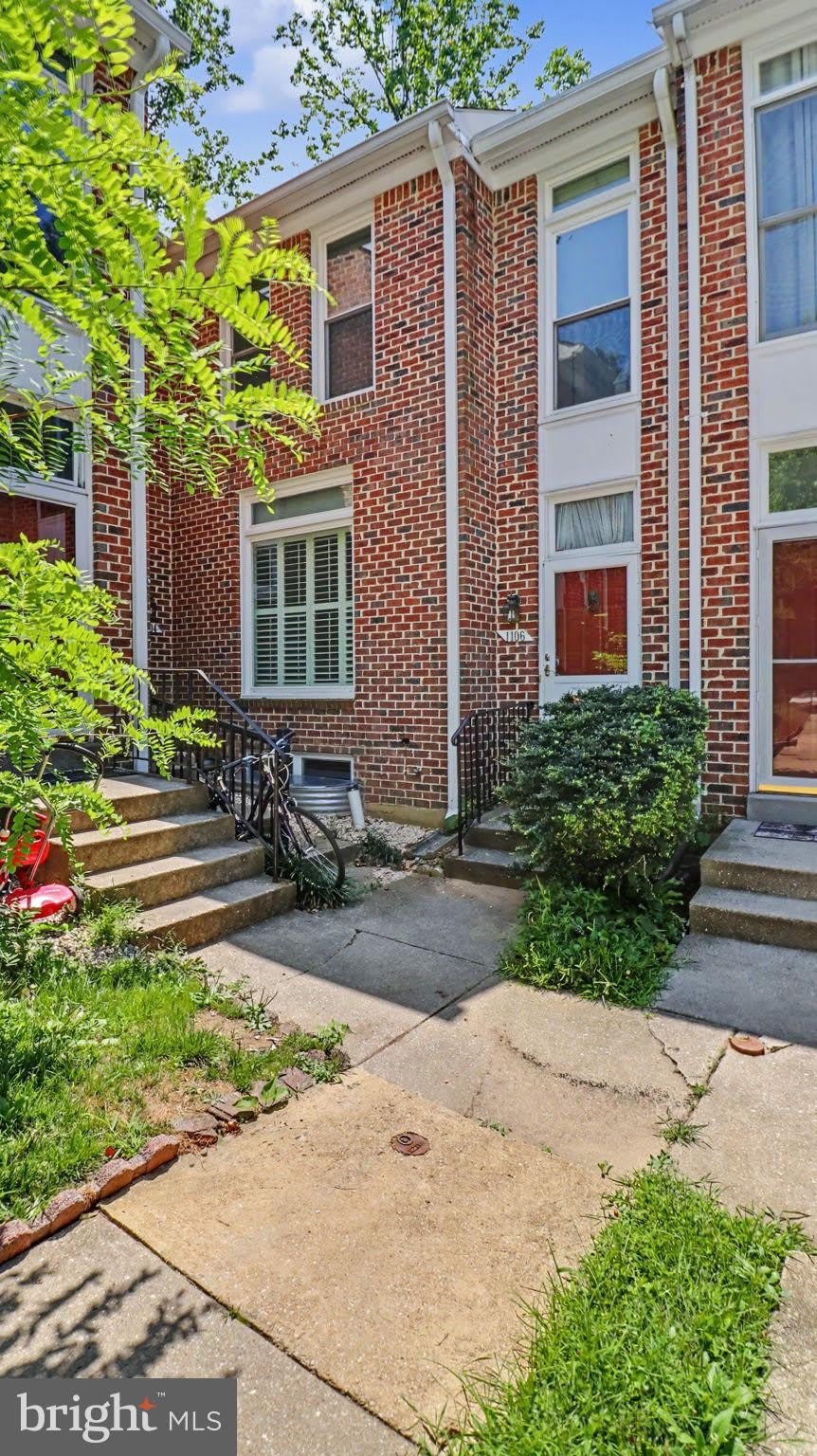 1106 ARCOLA Avenue – photo 2
