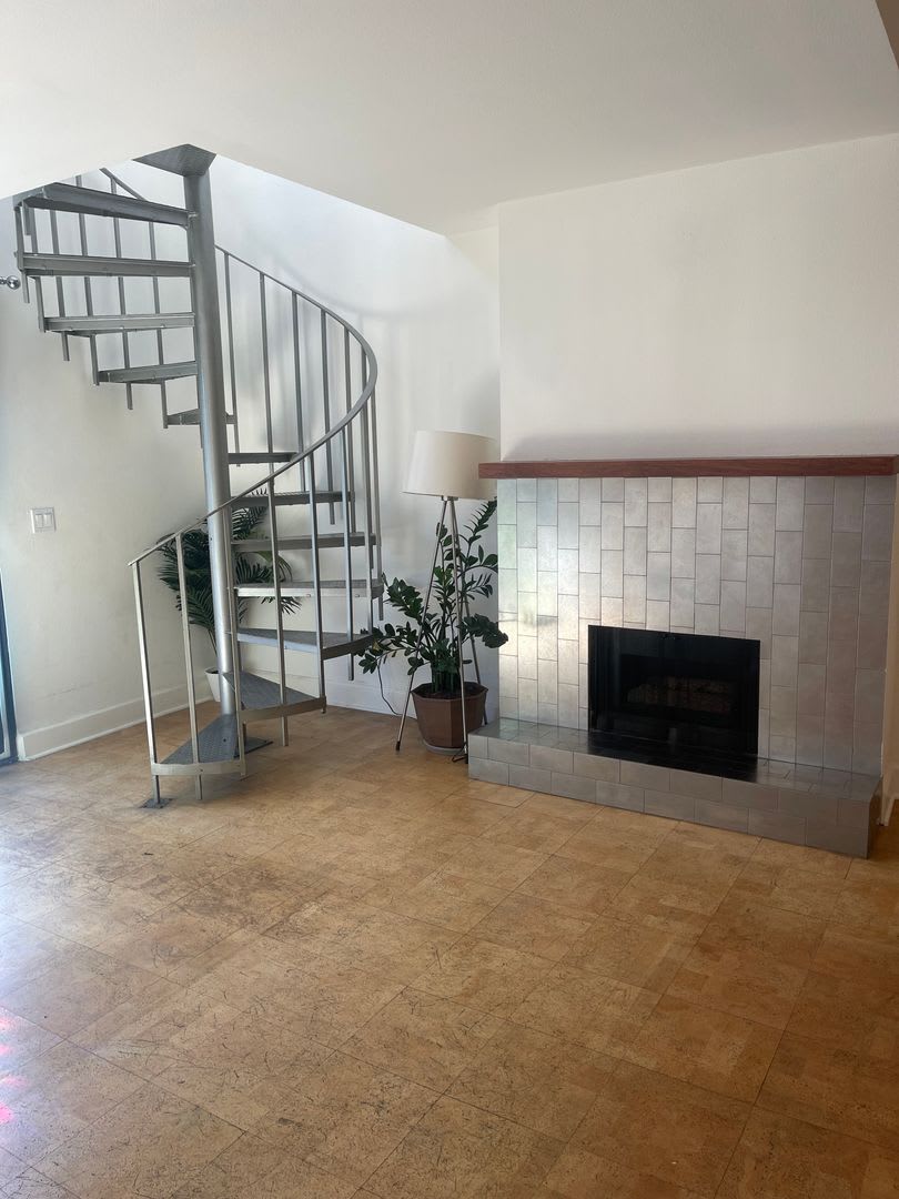 Hollywood Luxury 2 Bed Condo! – photo 4