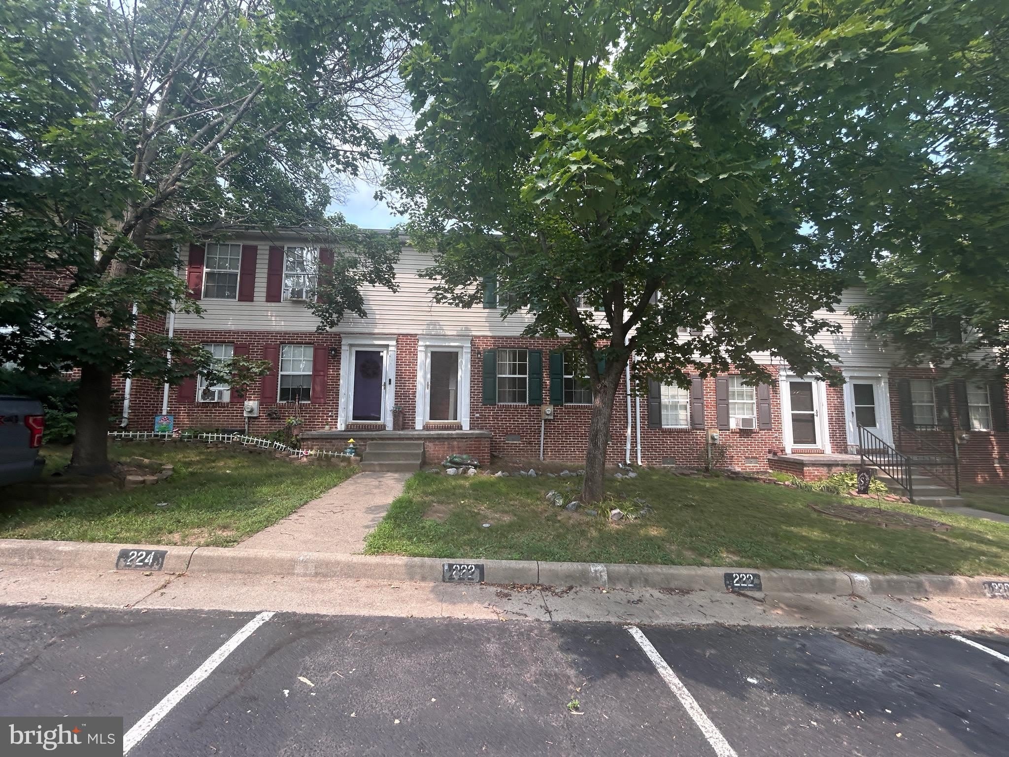 222 WATERFORD Lane – photo 2