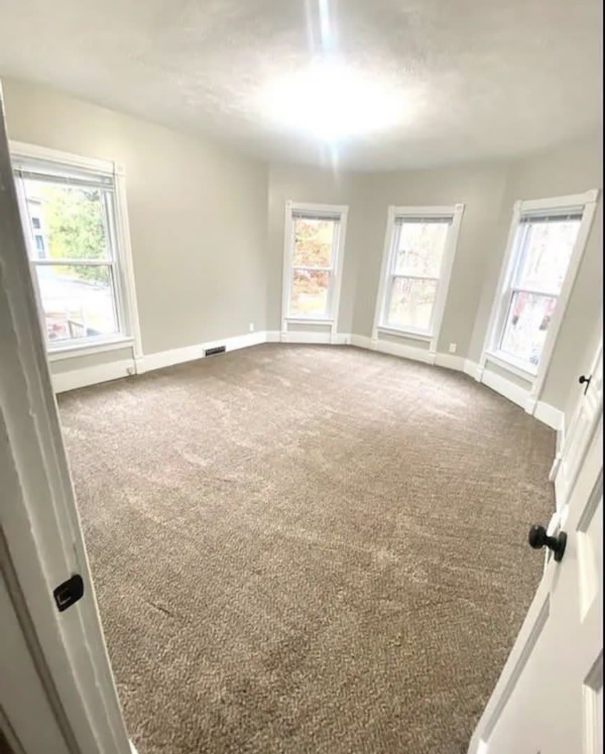 612 1/2 E Chestnut Street – photo 4