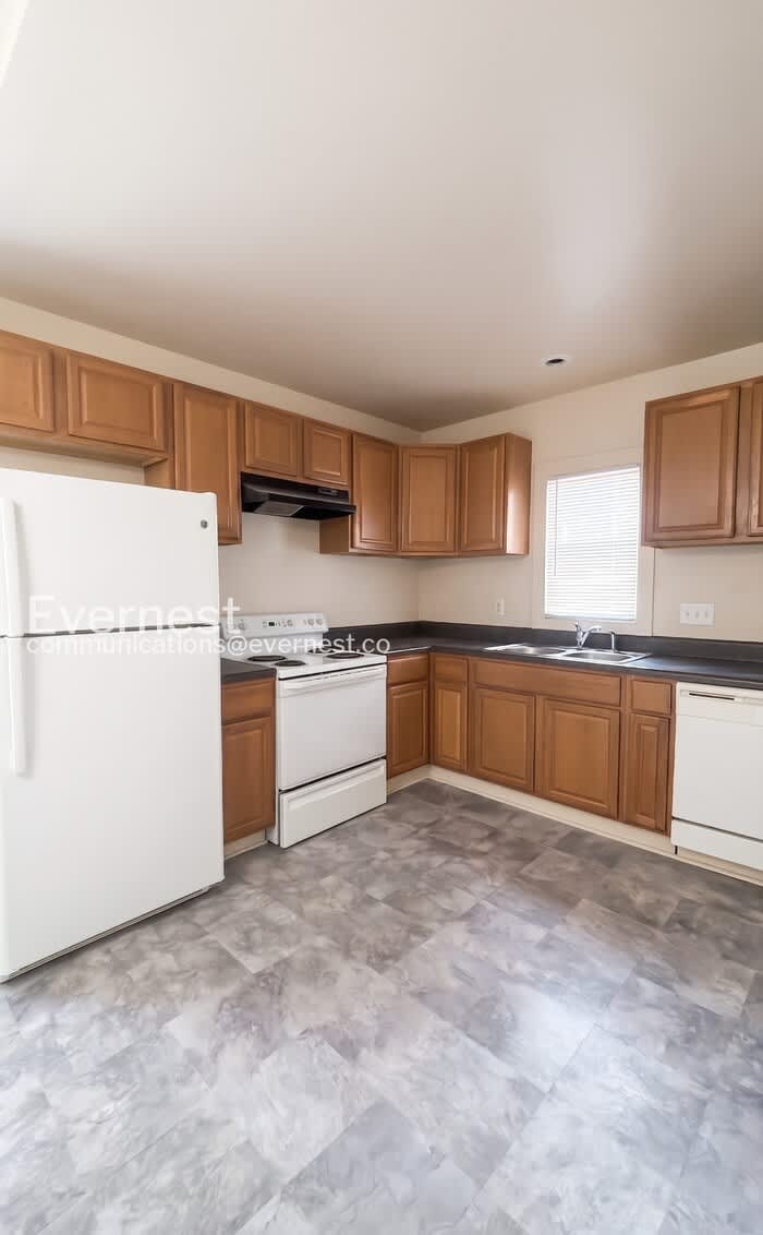 3100 East Marshall Street – photo 5