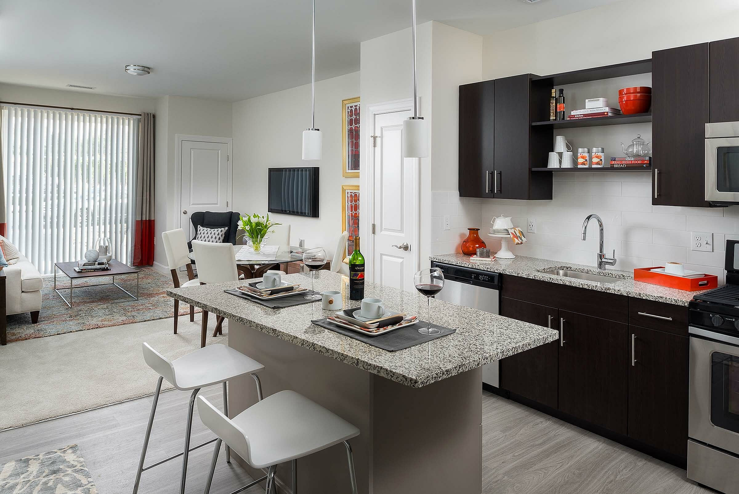Avana East Main – photo 3