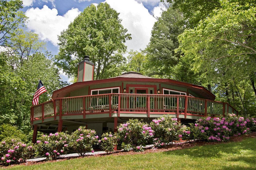 50 Broadmoor Ln – photo 1