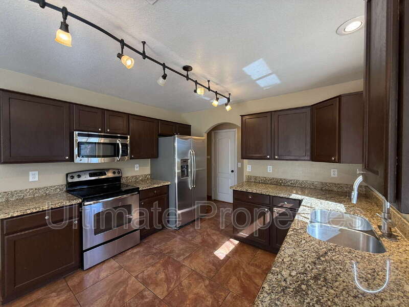 11171 W Edgemont Ave – photo 5