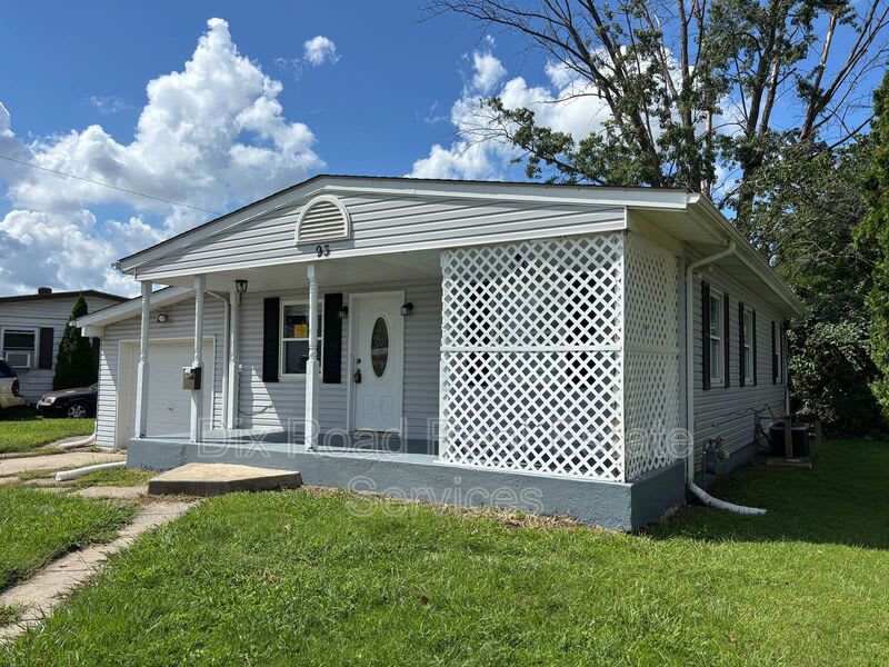 93 Van Buren Drive – photo 1