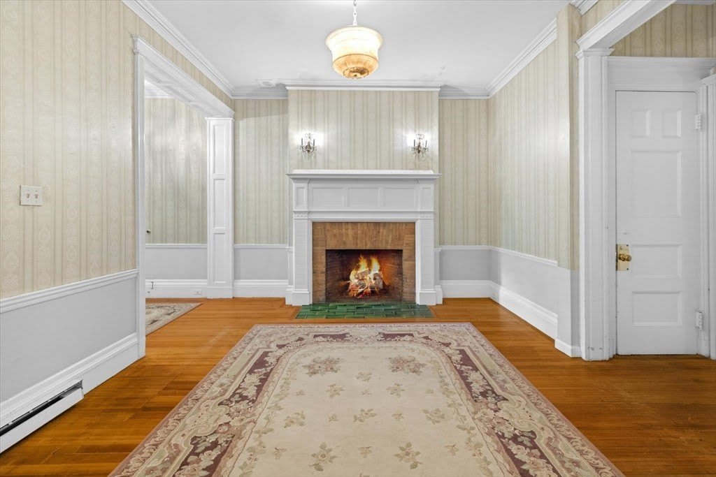 1757 Beacon 3 – photo 4