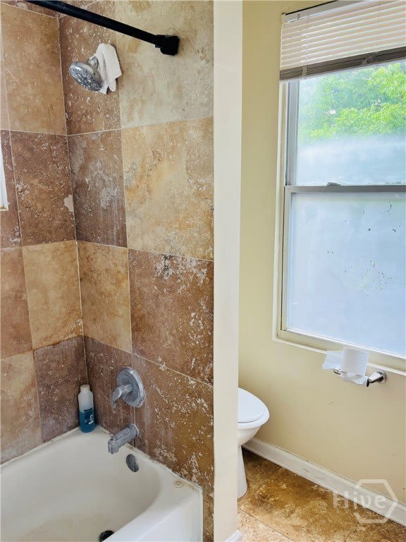 636 E 37th Street – photo 5