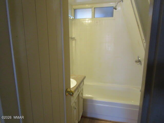 547 E White Mountain Boulevard – photo 3