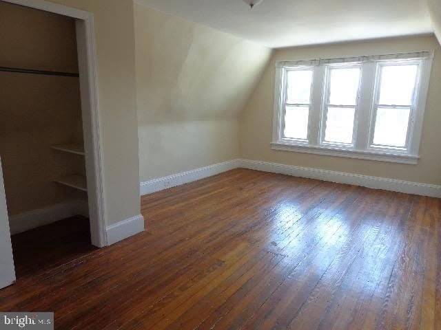 25 MONTROSE AVENUE – photo 5