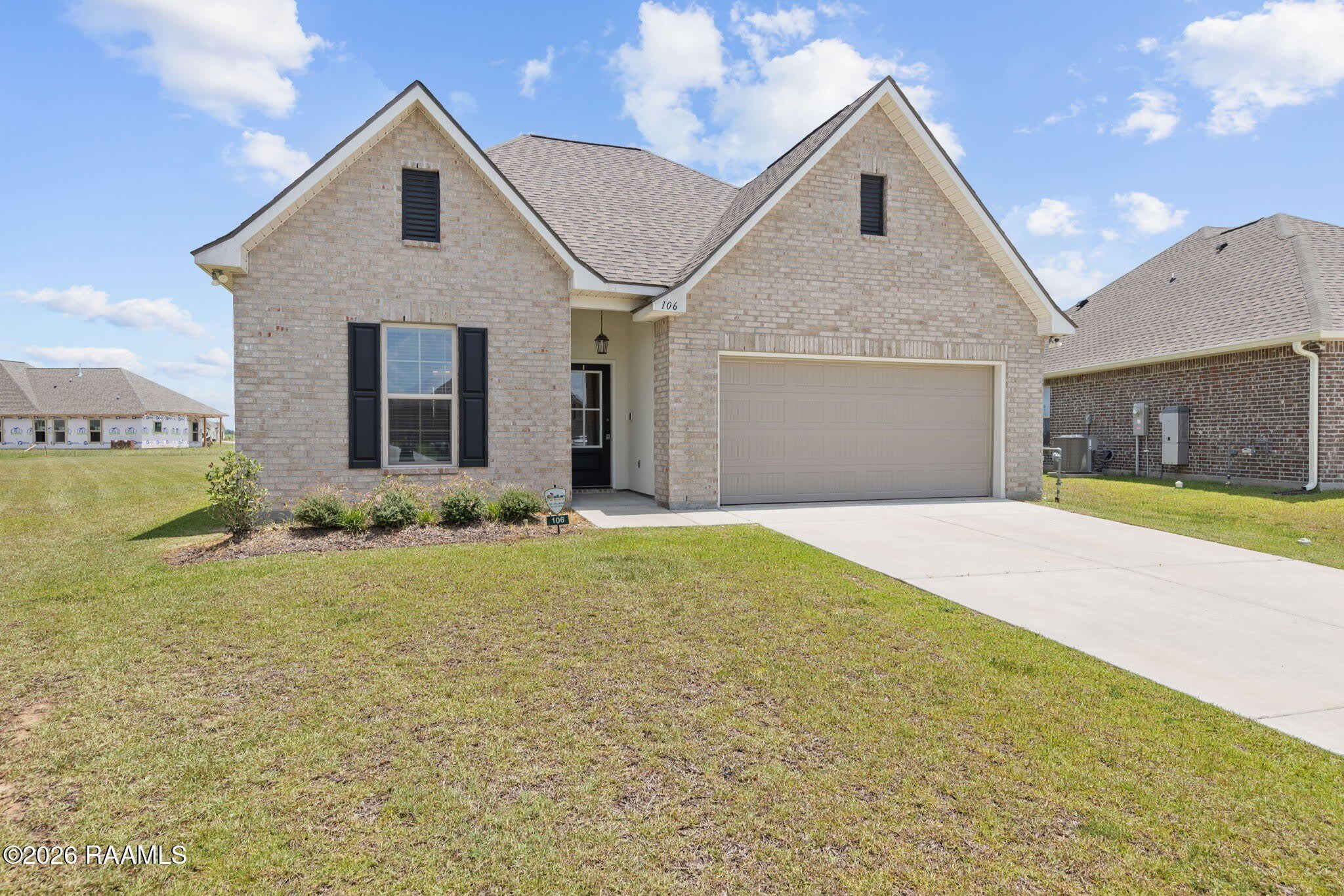 106 Bejeweled Avenue – photo 2