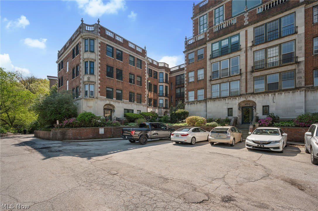11430 Cedar Glen Parkway – photo 1