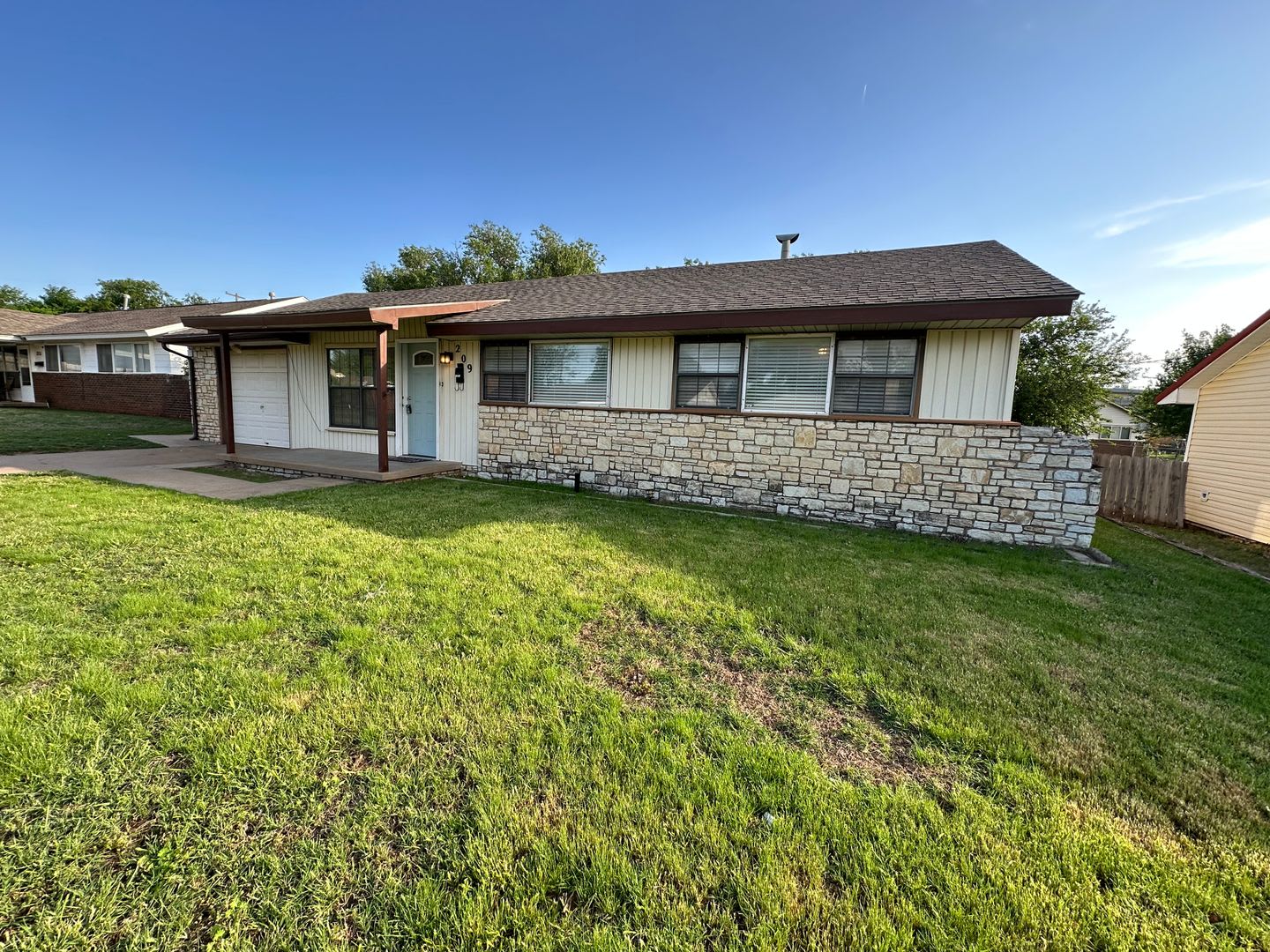 3 Bedroom 1 Bath 1 Car Garage House – photo 3