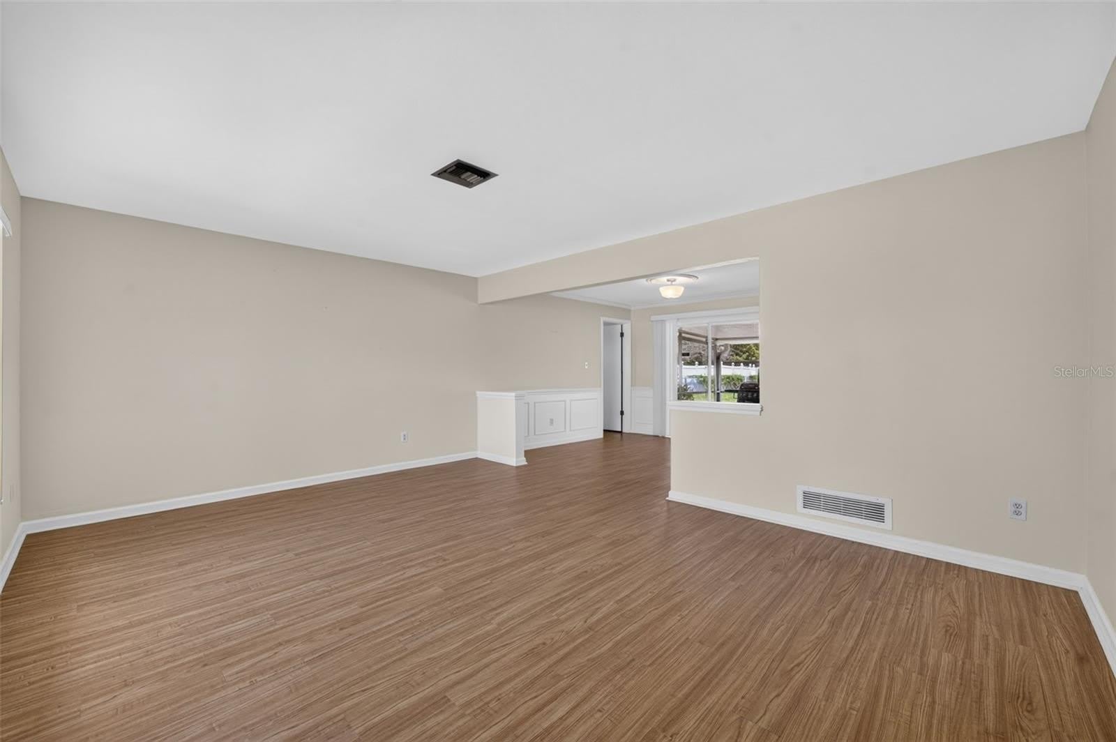 125 E Faith Terrace – photo 4