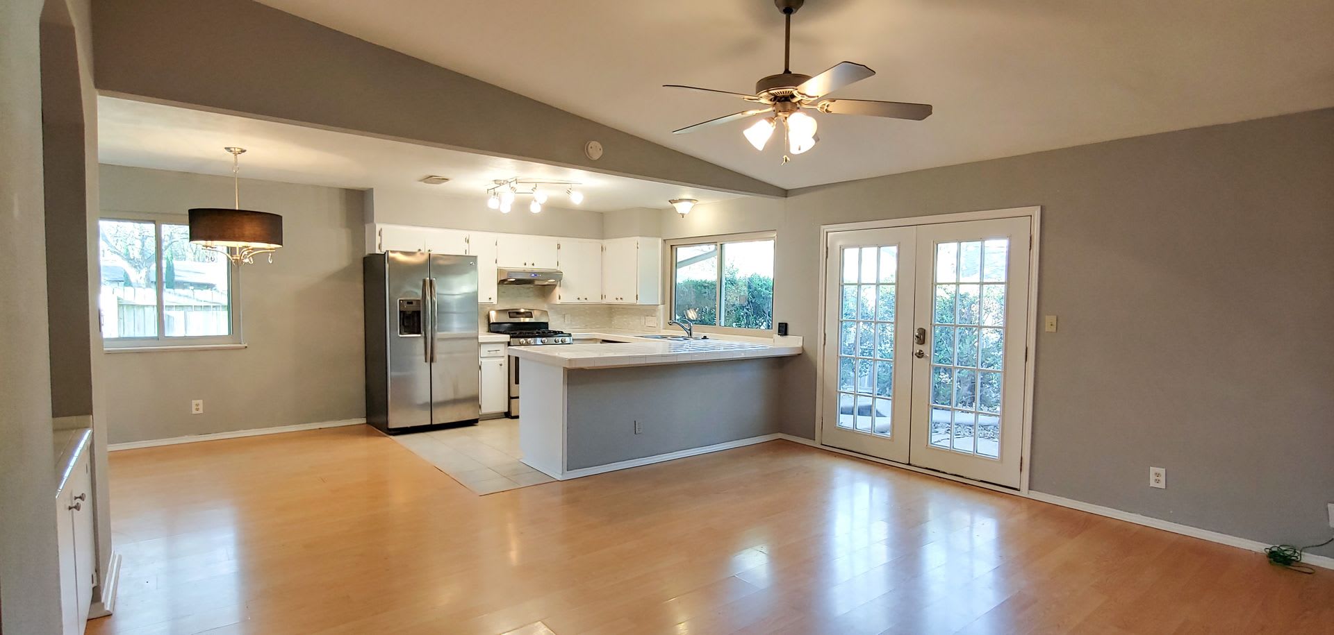 4 Bedroom, 2 Bathroom Home on Cul-de-sac in North Austin! – photo 3
