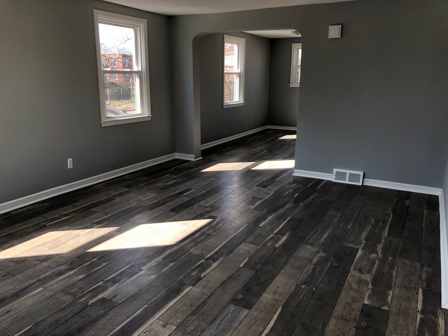Half Month Rent Free Twin Brick Home In Ridley Sd Granite And Stainless Kitchen Renovated Bathroom Large Rear Fenced In Yard Central A C – photo 3