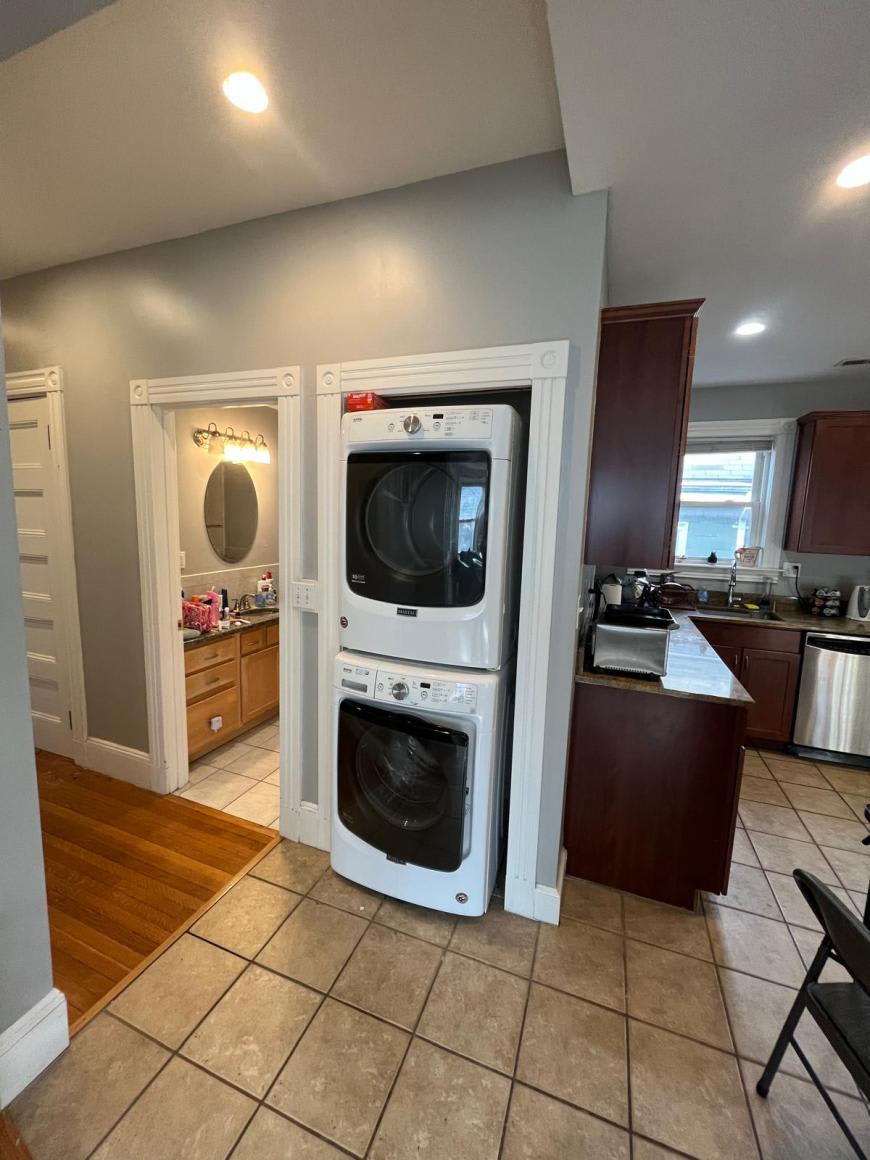 122 Calumet St – photo 3