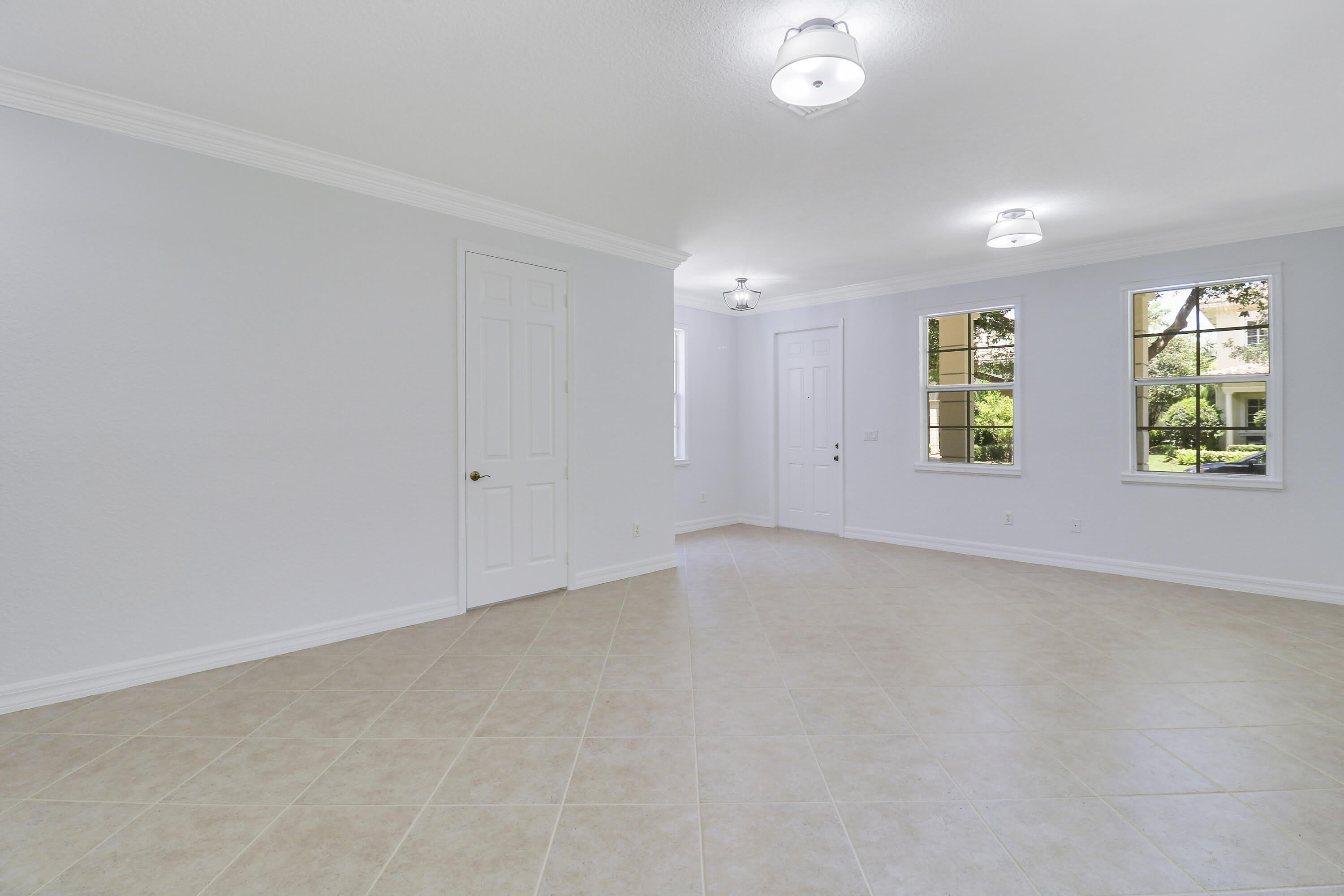 112 Dunmore Drive – photo 4